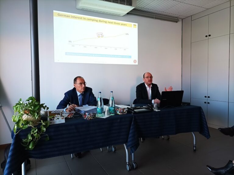 Accordo di collaborazione tra ADAC e FAITA-FederCamping