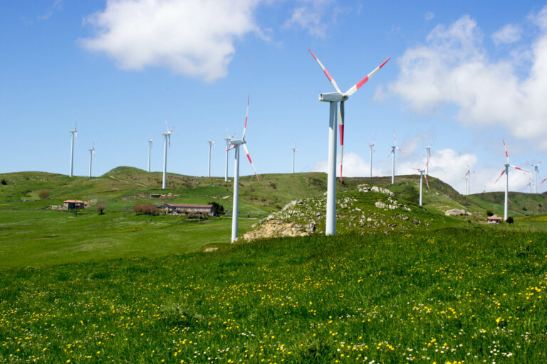 Fissato il tetto al prezzo del gas: cosa vuol dire per il turismo