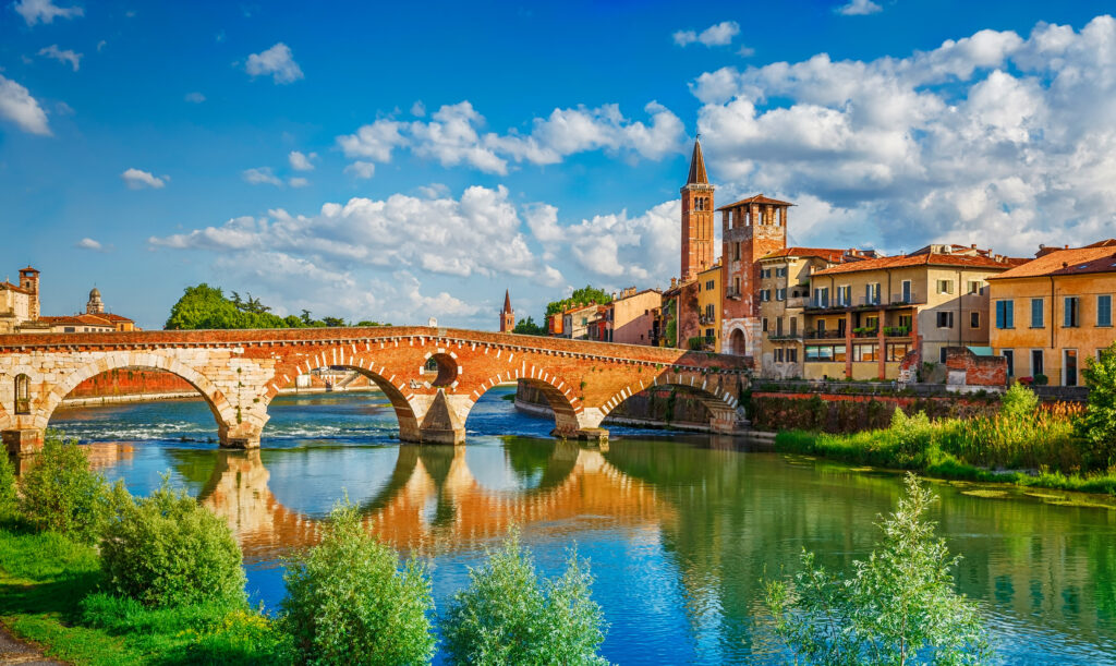 Ponte pietra a Verona in Veneto