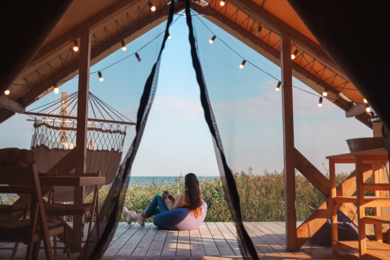 Tutti i trend del turismo 2025: tante novità e la conferma del glamping