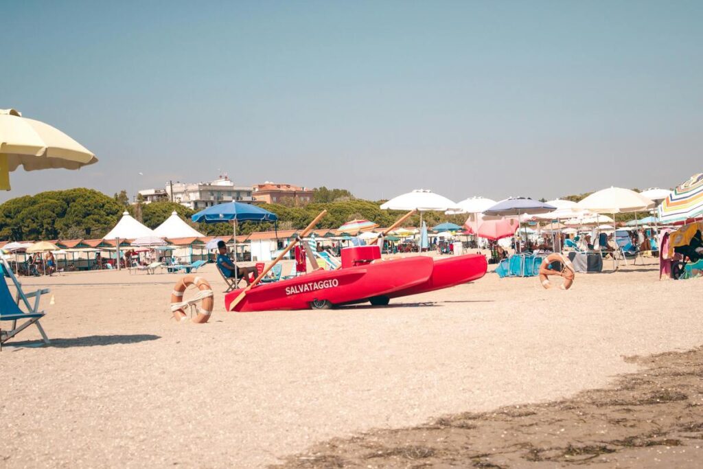 Rimini vieta le sigarette in spiaggia
