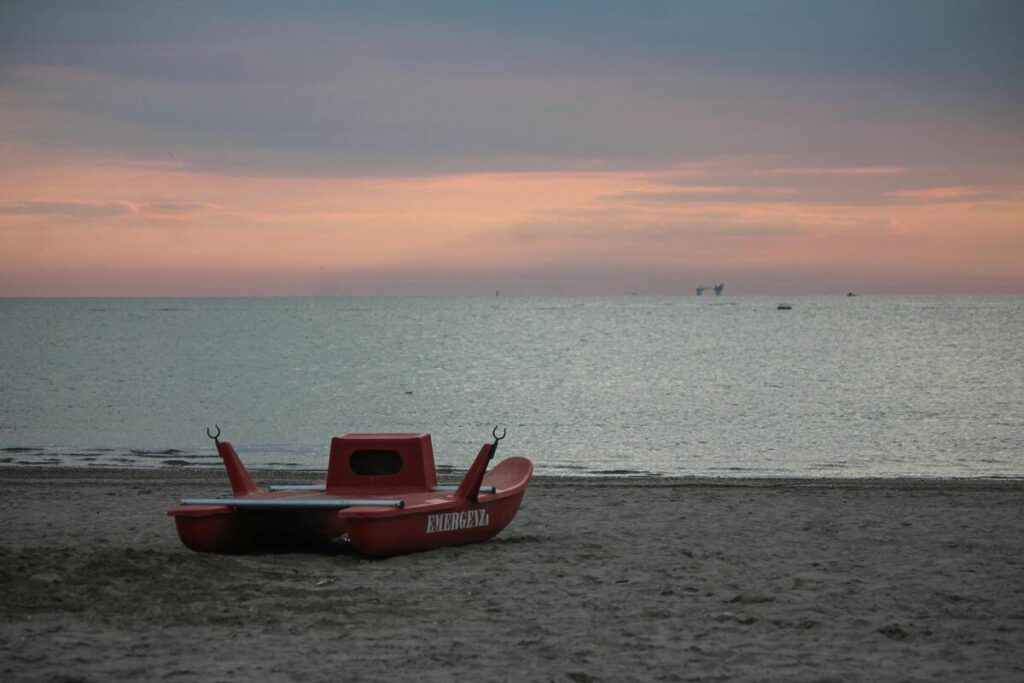 Rimini vieta le sigarette in spiaggia